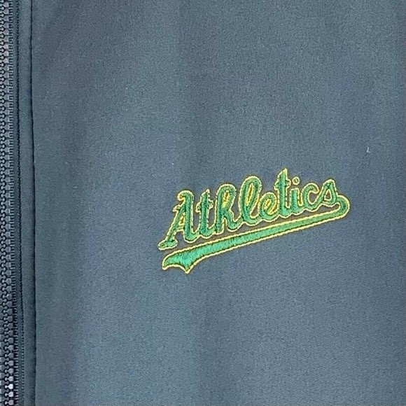 Antigua Athletics Oakland A's Men's Track Jacket Pockets L - Picture 8 of 10